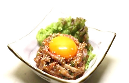 ユッケ