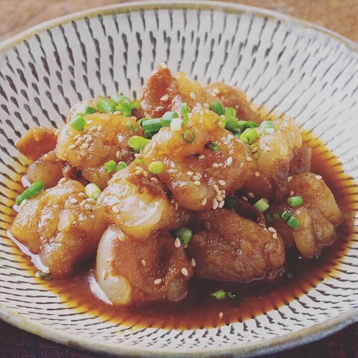 牛ホルモン炒め